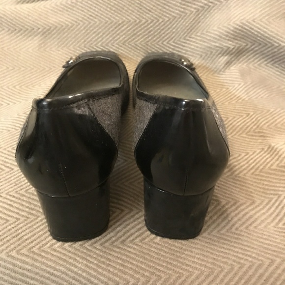 Shoes - Picture 2 of 5